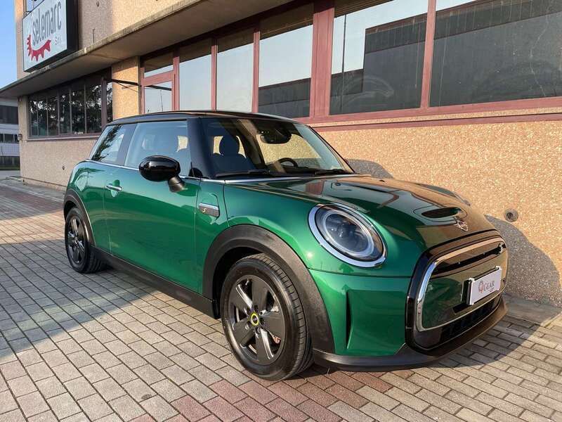 Usata Mini Cooper SE 135 kW (184 CV) 2021 Verde Utilitaria