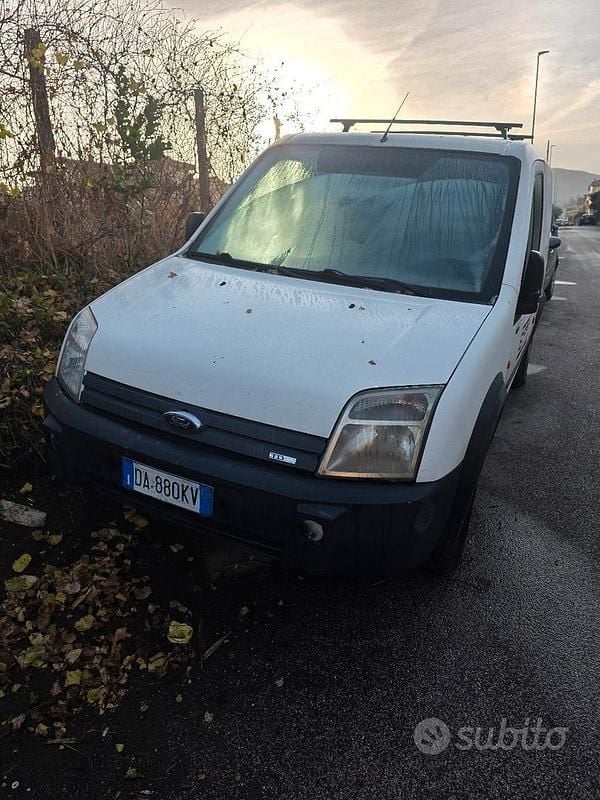 Usata 2005 Ford Transit Monovolume | 2900 € - Immagine 1/4
