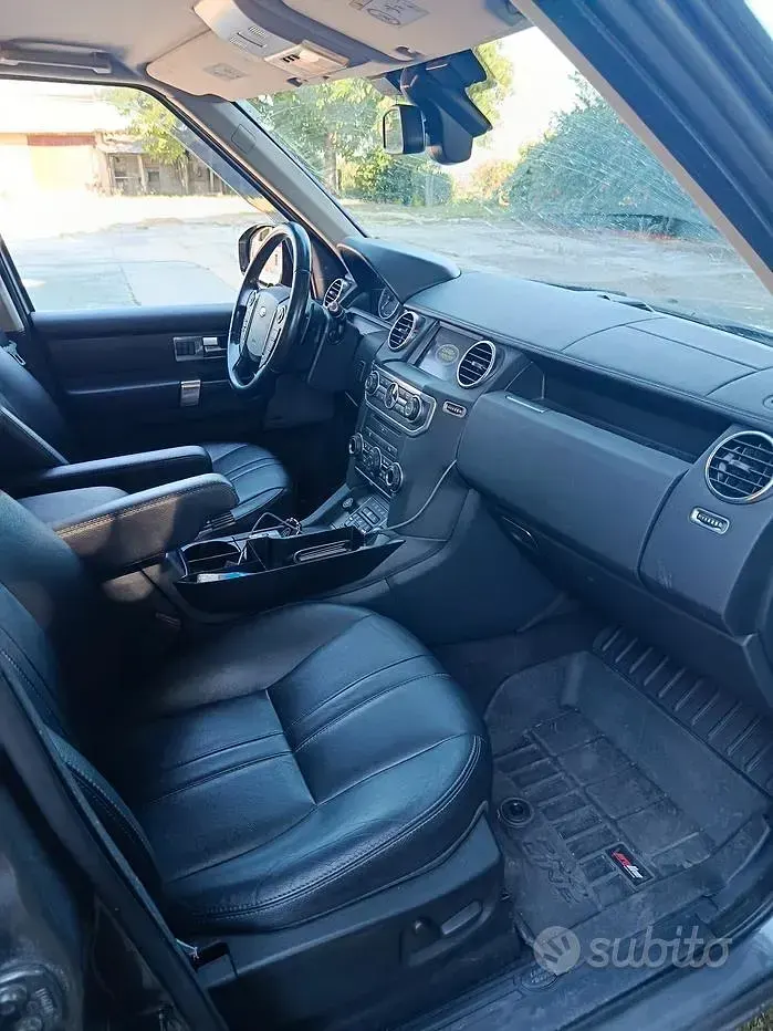 Usata Land Rover Discovery 4 HSE 249 CV (183 kW) 2014 Grigio SUV