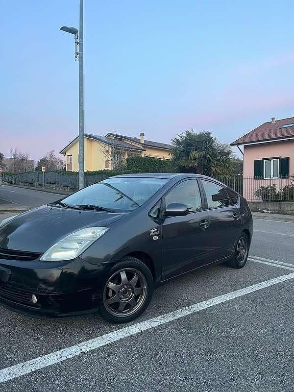 Usata Toyota Prius 72 CV (52 kW) 2007 Berlina