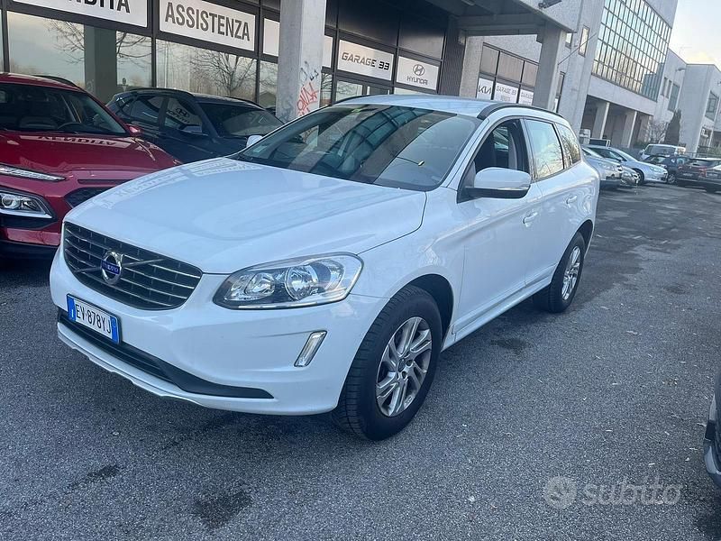 Usata 2016 Volvo XC60 SUV | 9200 € (Ottimo prezzo) - Immagine 1/4