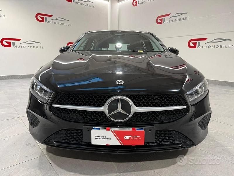 Usata Mercedes A180 Advanced 116 CV (85 kW) 2023 Nero Berlina