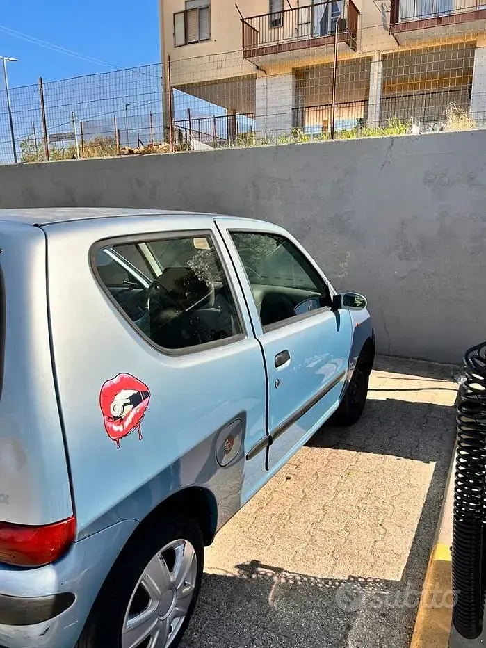 Usata Fiat Seicento 39 CV (28 kW) 1998 Bluazzurro Utilitaria
