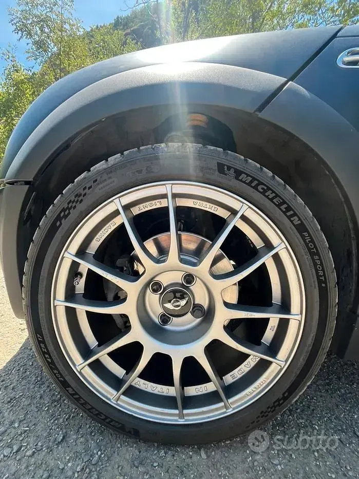 Usata Mini John Cooper Works 211 CV (155 kW) 2005 Nero Utilitaria