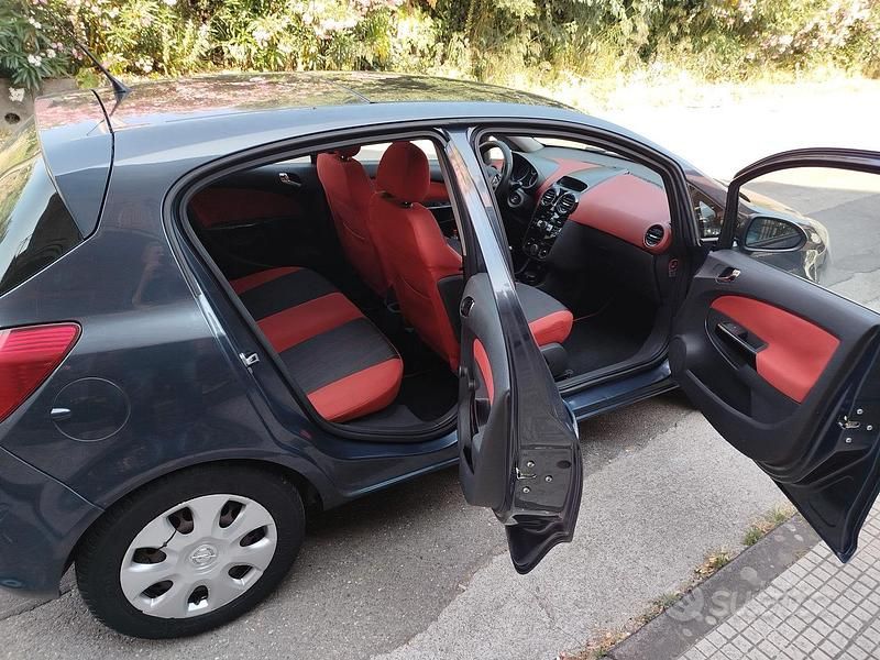 Usata Opel Corsa 80 CV (58 kW) 2008 Blu Berlina