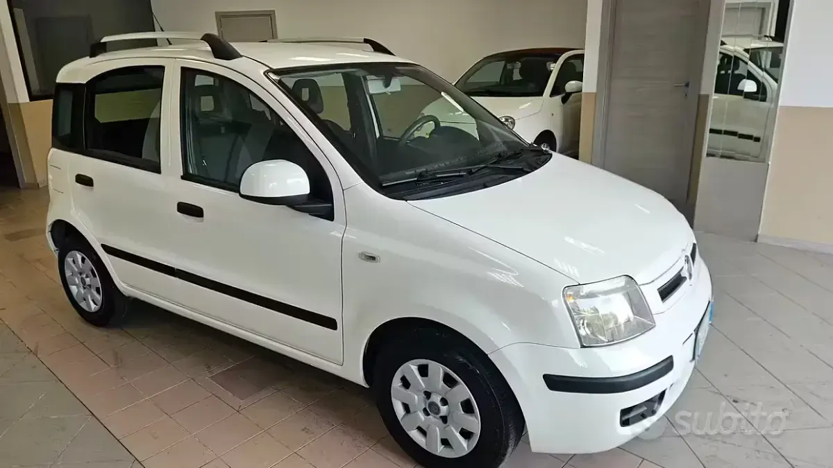 Usata Fiat Panda Dynamic 60 CV (44 kW) 2011 Bianco Utilitaria
