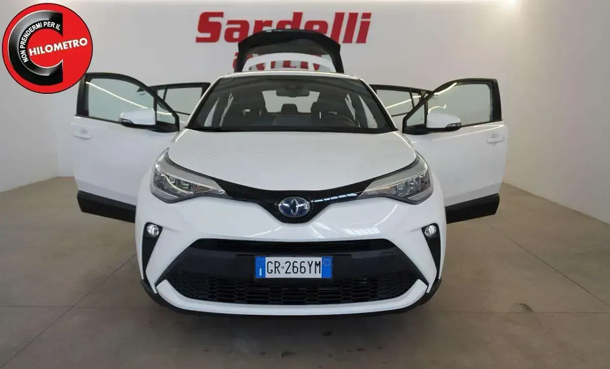 Usata Toyota C-HR Business Edition 98 CV (72 kW) 2023 Bianco SUV