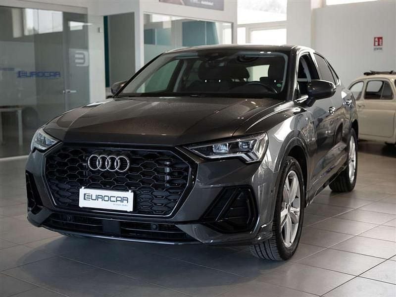 Grigio / gray Usata 2021 Audi Q3 Sportback S-Line SUV | 34.300 € (Ottimo prezzo) - Immagine 1/4