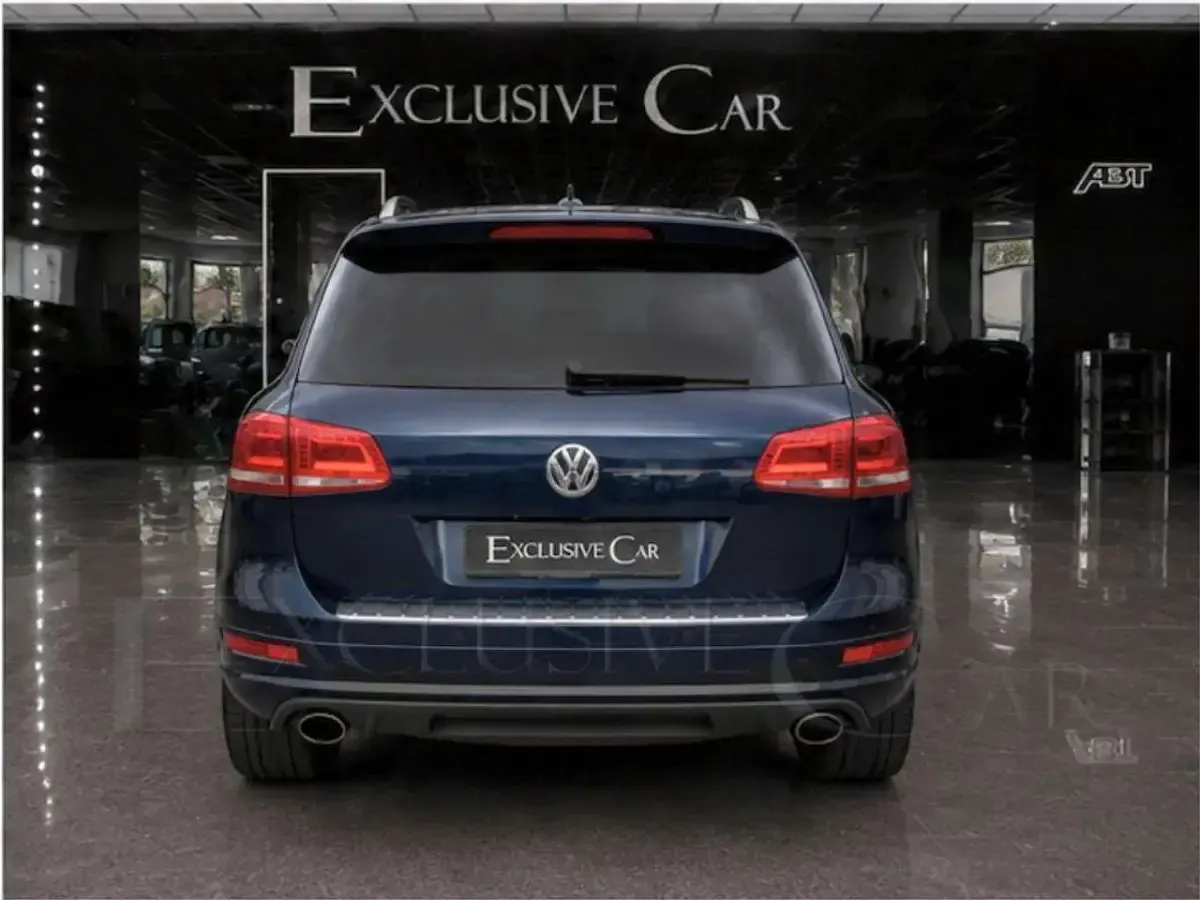 Usata VW Touareg 245 CV (180 kW) 2014 Blu SUV