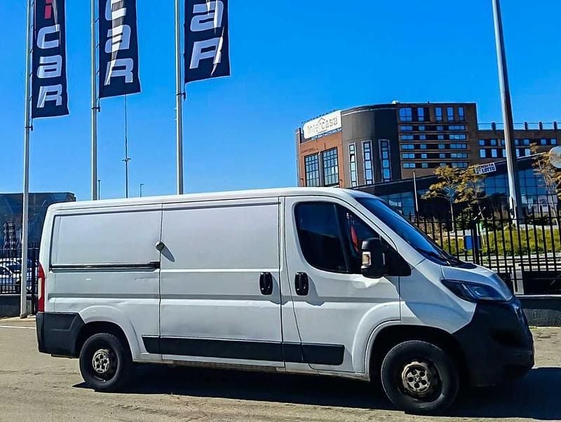 Usata Peugeot Boxer 131 CV (96 kW) 2019 Grigio Furgone