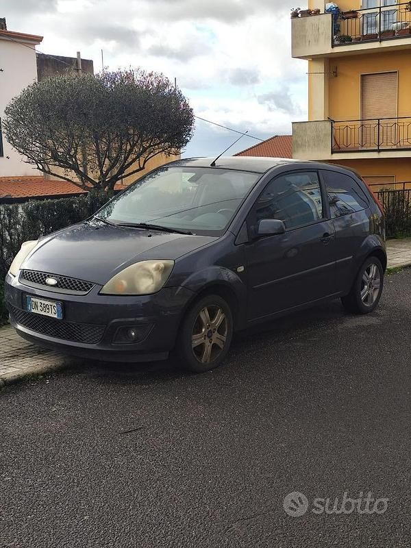Usata Ford Fiesta 68 CV (50 kW) 2008 Utilitaria