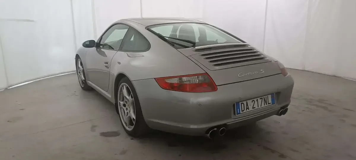 Usata Porsche 997 356 CV (261 kW) 2005 Argento Berlina