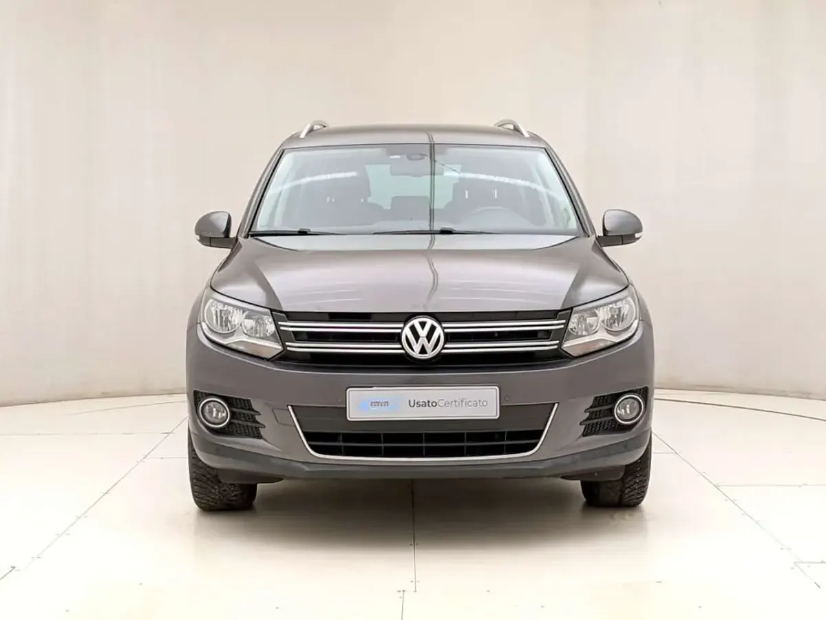 Usata VW Tiguan Sportline 150 CV (110 kW) 2016 Argento SUV
