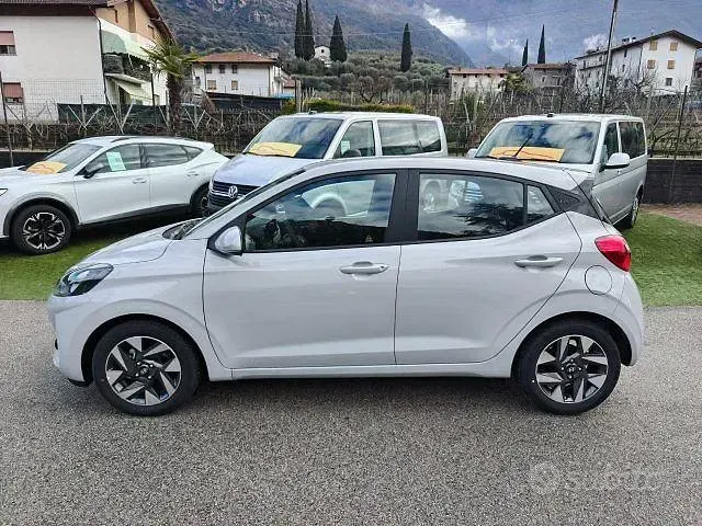Usata Hyundai i10 63 CV (46 kW) 2026 Grigio Utilitaria