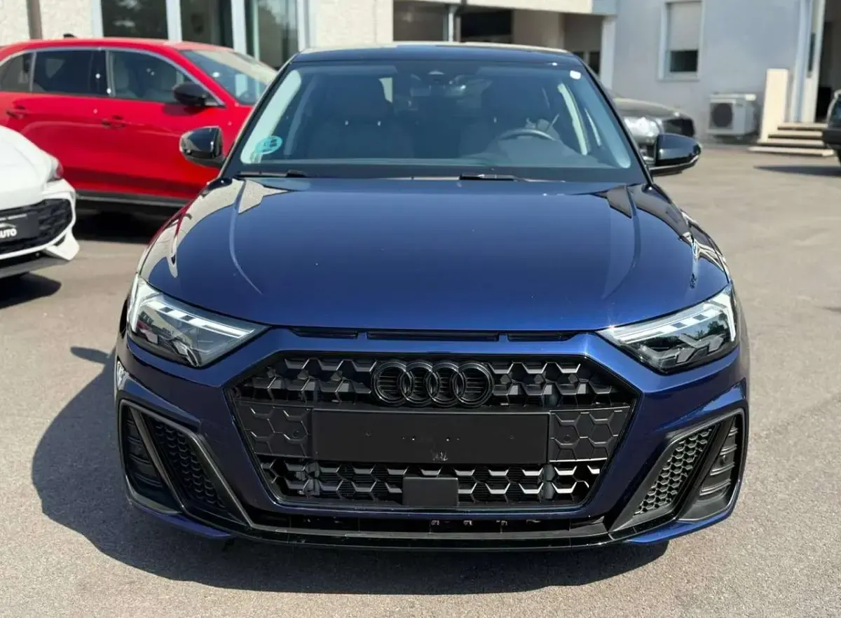 Usata Audi A1 Sportback S-Line 116 CV (85 kW) 2025 Blu/azzurro Utilitaria
