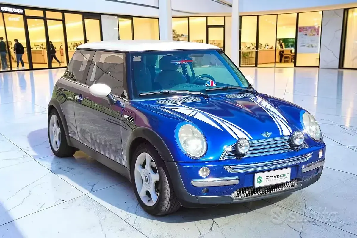 Begagnad Mini Cooper 116 HK (85 kW) 2003 Blå Halvkombi