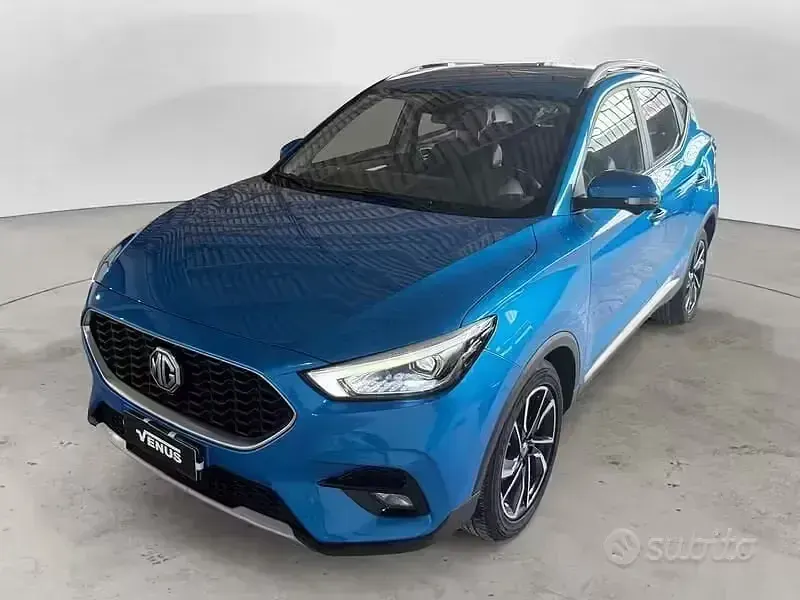 Usata MG ZS Luxury 106 CV (77 kW) 2024 Azzurro SUV