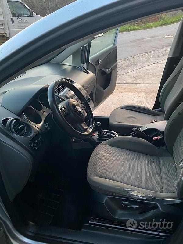 Usata Seat Altea 105 CV (77 kW) 2006 Grigio Berlina