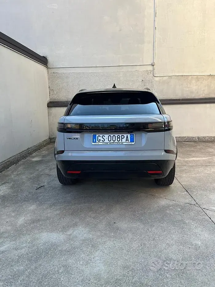 Usata Land Rover Range Rover Velar 250 CV (183 kW) 2024 Grigio SUV