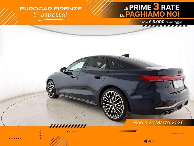 Nuova Audi A5 S-Line 204 CV (150 kW) 2025 Blu firmamento metallizzato Berlina