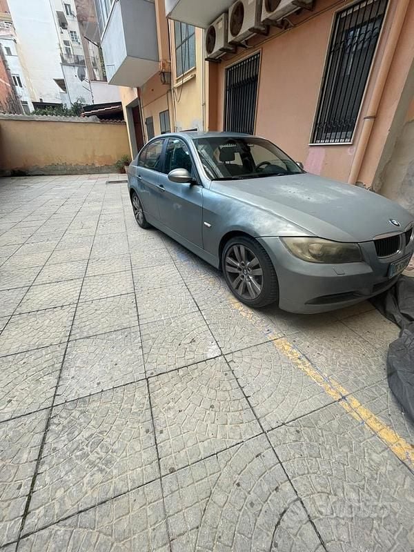 Usata BMW 320 163 CV (119 kW) 2006 Grigio Berlina