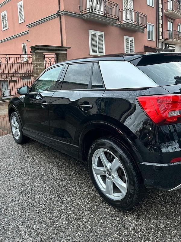 Usata Audi Q2 116 CV (85 kW) 2018 Nero SUV