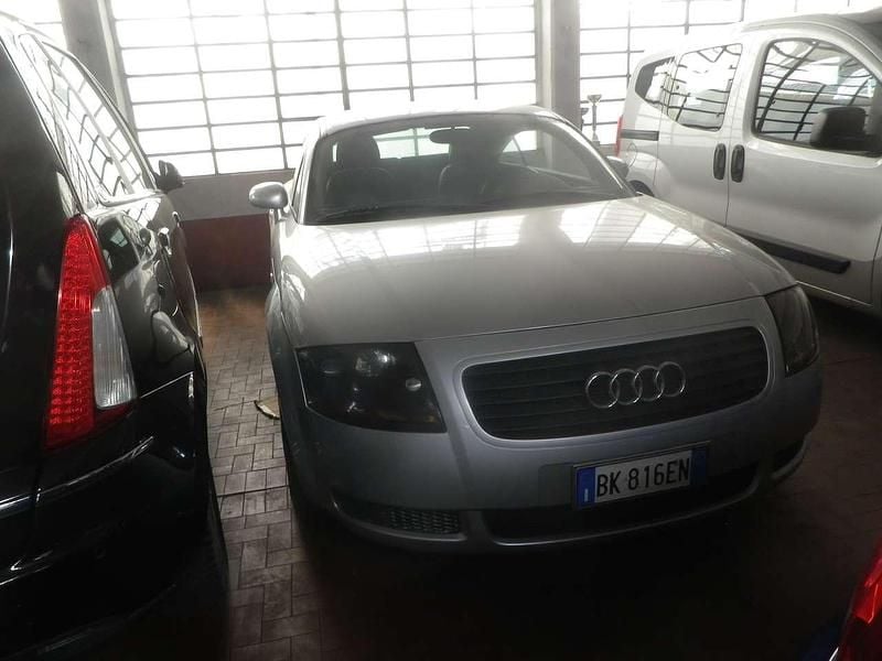Usata Audi TT 179 CV (131 kW) 2002 Grigio Coupé