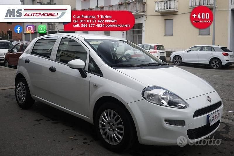 Usata Fiat Punto Street 78 CV (57 kW) 2017 Bianco Utilitaria