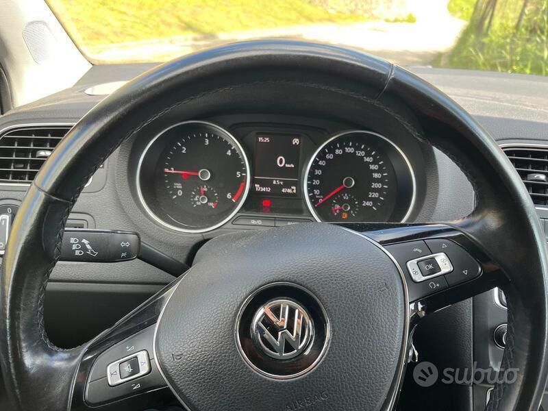 Usata VW Polo 75 CV (55 kW) 2014 Nero Berlina
