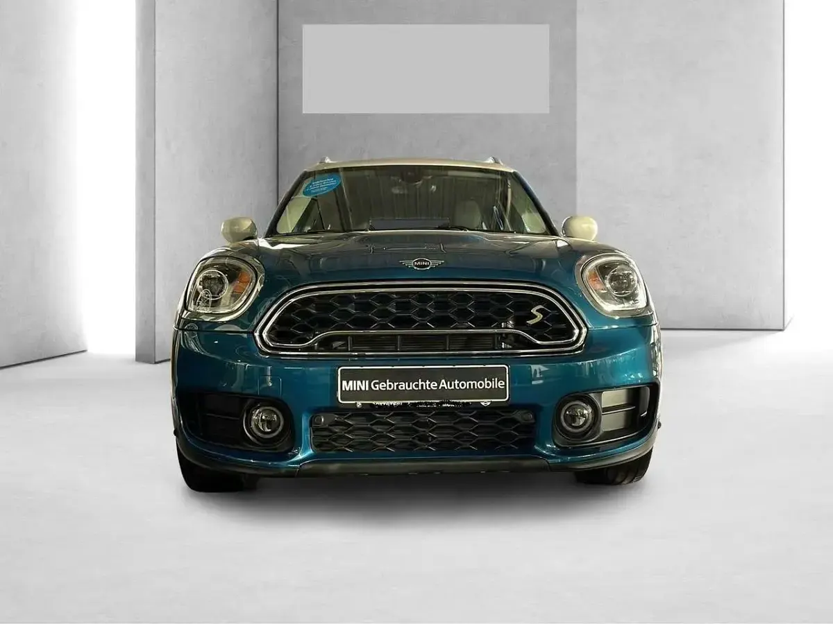 Usata Mini Cooper Countryman Hype 136 CV (100 kW) 2020 Islanda SUV