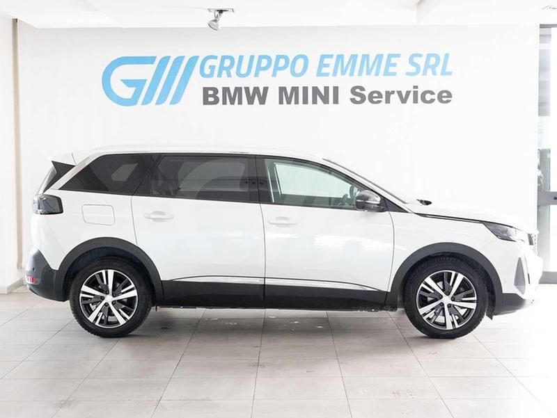 Usata Peugeot 5008 Allure 177 CV (130 kW) 2022 Bianco banchisa SUV