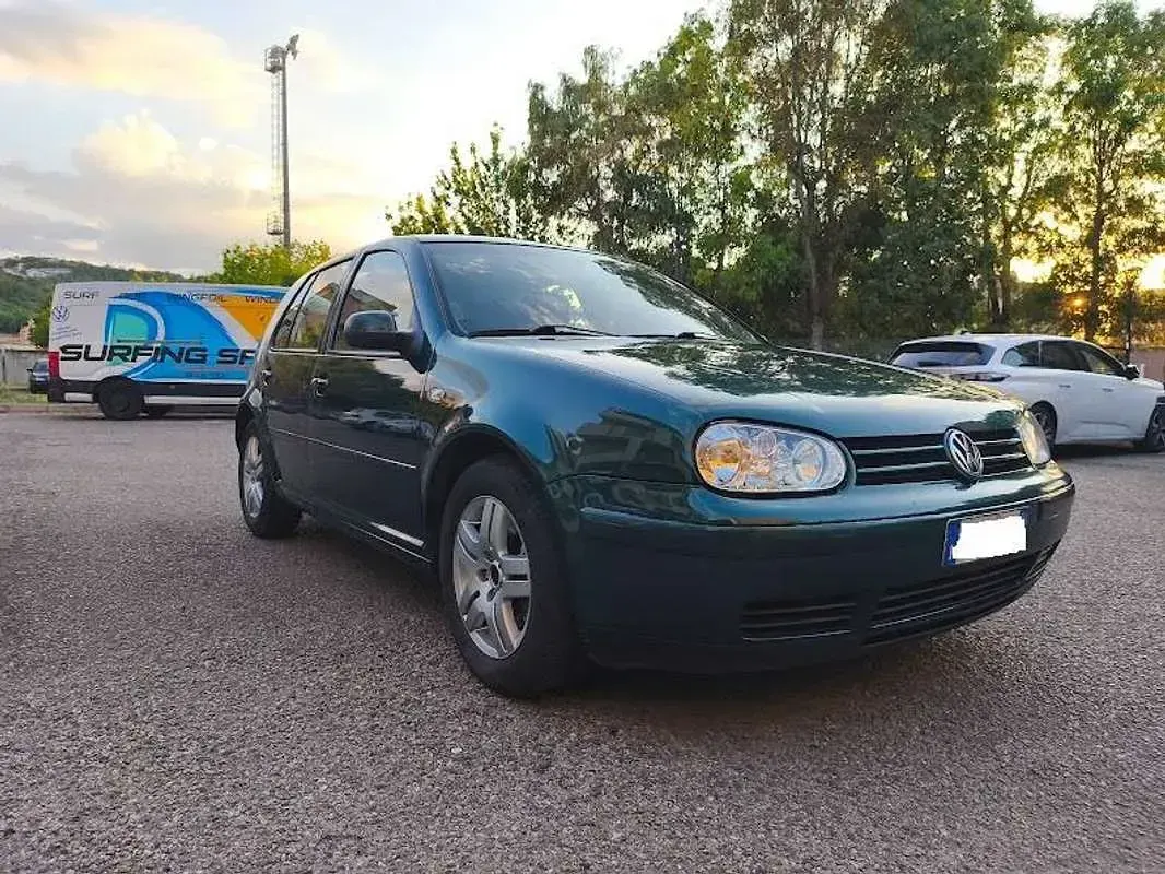 Usata VW Golf IV GTI 131 CV (96 kW) 2002 Verde Berlina