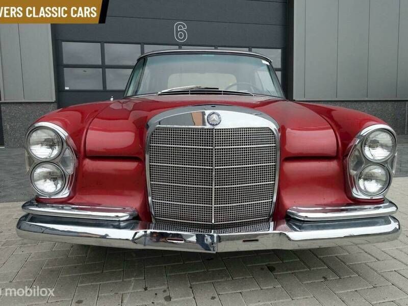 Usata Mercedes 300 SE 160 CV (117 kW) 1963 Rosso Cabrio