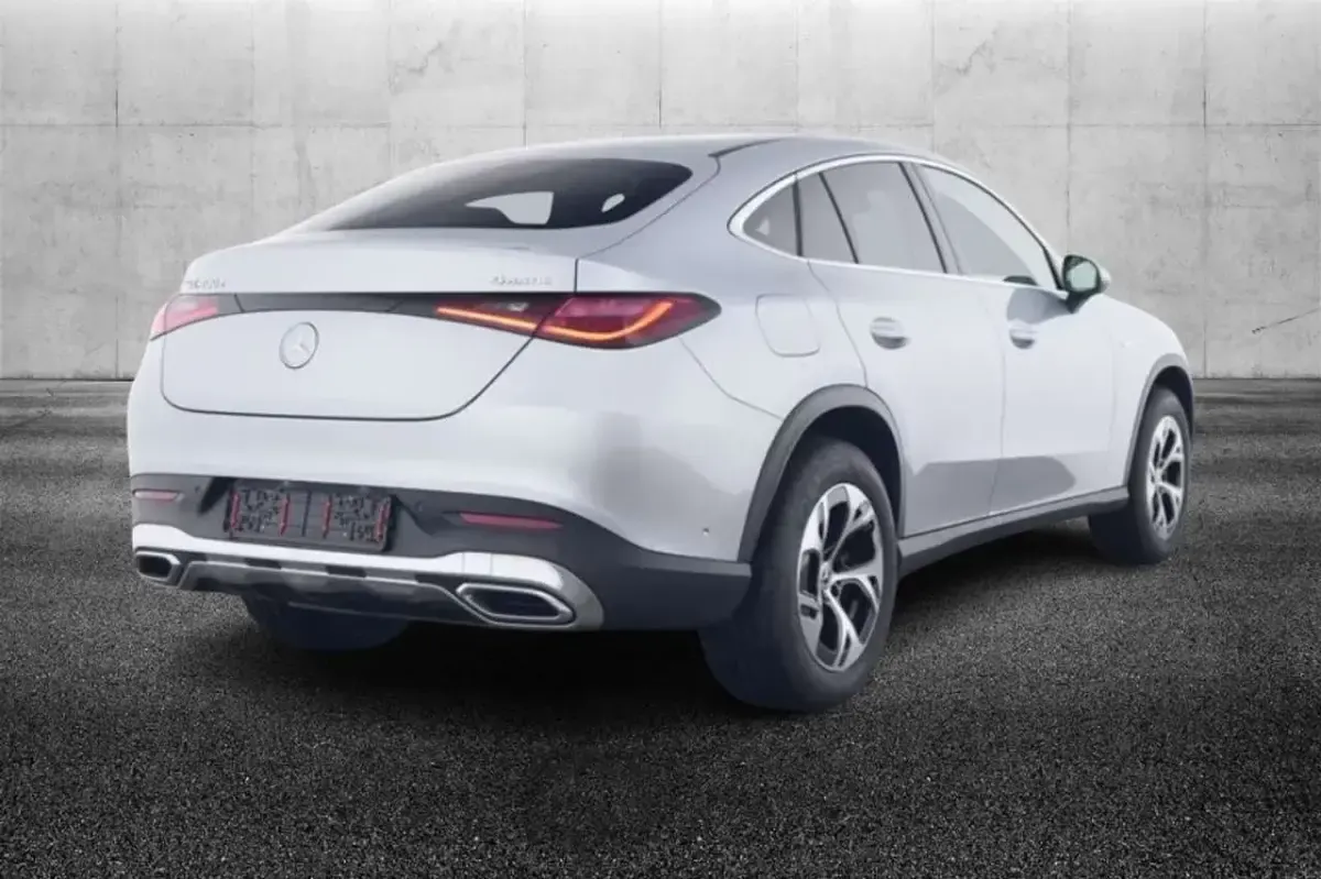 Usata Mercedes GLC400d Advanced Plus 381 CV (280 kW) 2024 Argento SUV