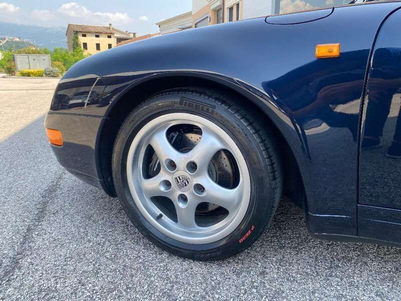 Usata Porsche 911 Carrera Cabriolet 272 CV (200 kW) 1995 Blu Cabrio