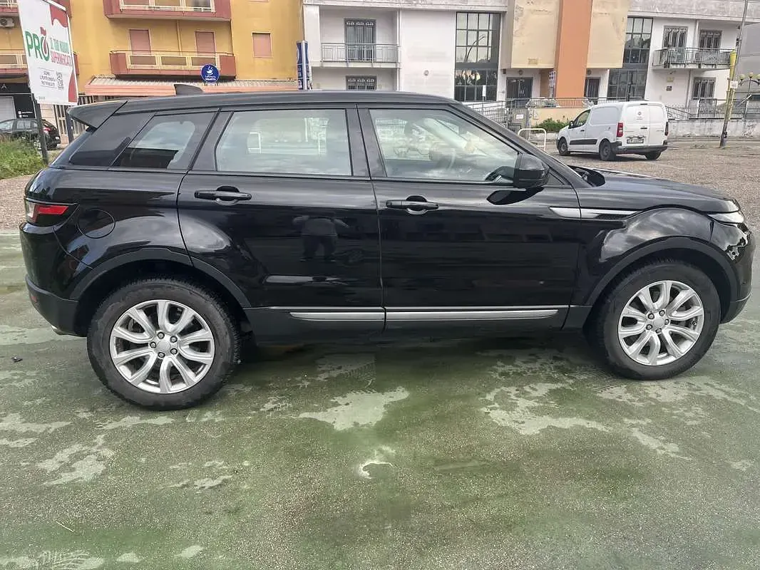 Usata Land Rover Range Rover evoque SE 150 CV (110 kW) 2018 Nero SUV