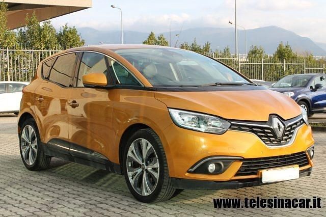 Usata Renault Scénic IV Intens 120 CV (88 kW) 2019 Arancione Monovolume