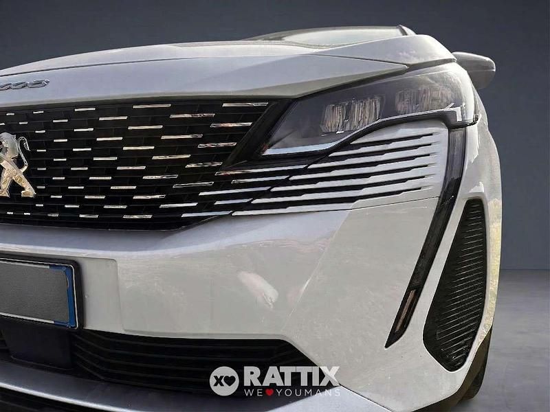 Usata Peugeot 3008 Allure 131 CV (96 kW) 2022 Bianco madreperla SUV