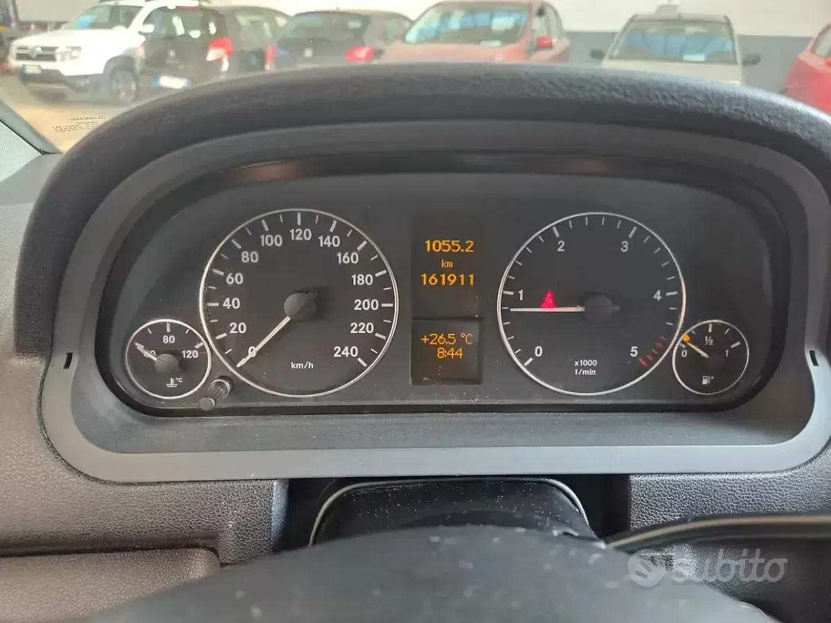 Usata Mercedes A180 Premium 109 CV (80 kW) 2011 Nero Berlina