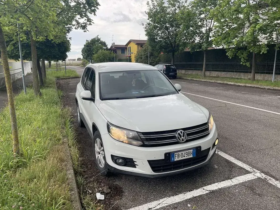 Usata VW Tiguan 110 CV (80 kW) 2015 Bianco SUV