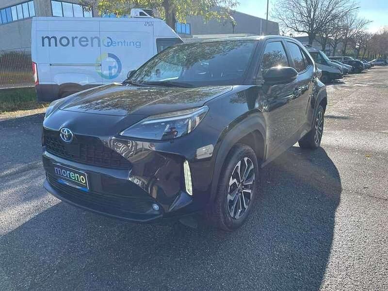 Nero Usata 2021 Toyota Yaris Cross Trend SUV | 20.490 € (Buon prezzo) - Immagine 1/4
