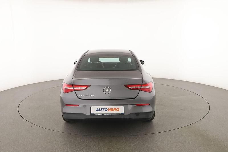 Usata Mercedes CLA180 Executive 116 CV (85 kW) 2020 Grigio Berlina