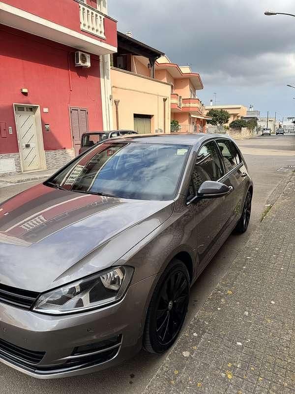 Usata VW Golf VII 110 CV (80 kW) 2014 Berlina