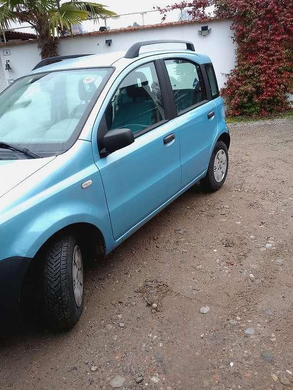Usata Fiat Panda 60 CV (44 kW) 2005 Blu/azzurro Utilitaria