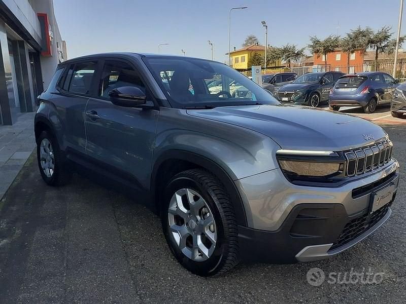Usata Jeep Avenger Altitude 101 CV (74 kW) 2024 Antracite SUV