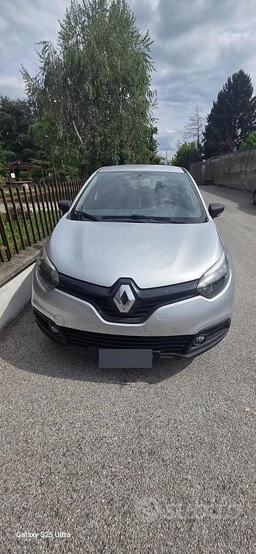 Usata Renault Captur 90 CV (66 kW) 2016 SUV