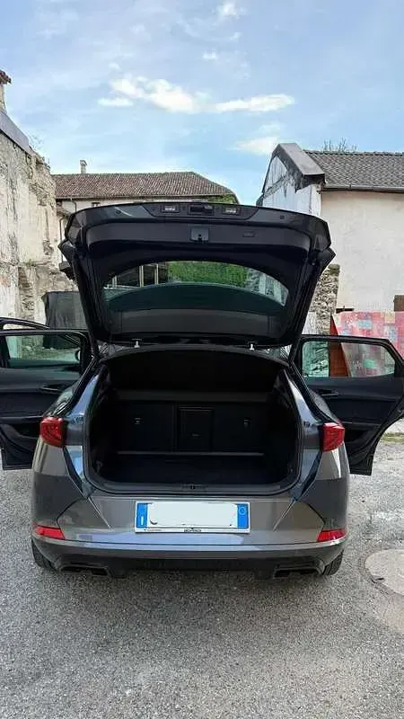 Usata Cupra Formentor 150 CV (110 kW) 2023 Blu/azzurro SUV