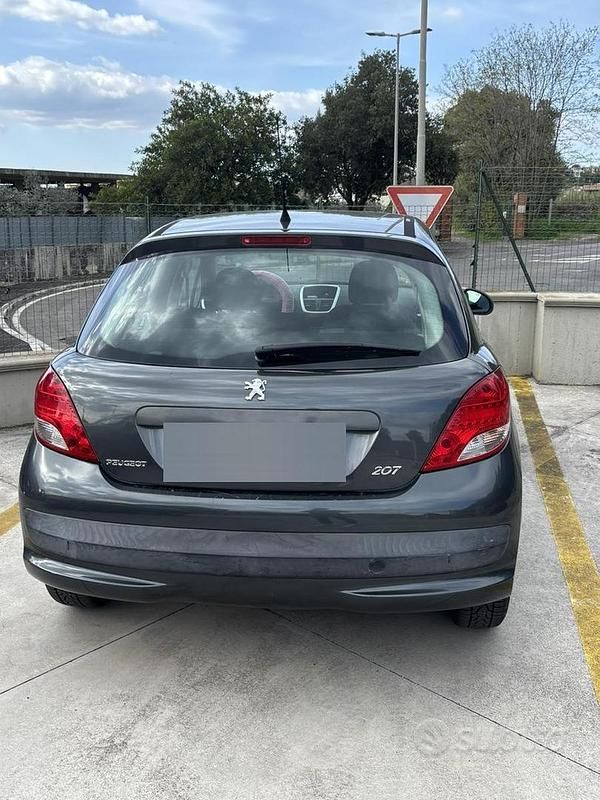Usata Peugeot 207 68 CV (50 kW) 2012 Grigio Berlina