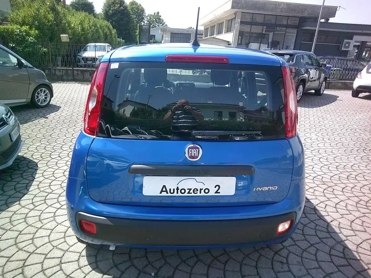 Nuova Fiat Panda Icon 65 CV (47 kW) 2026 Blu italia met Utilitaria