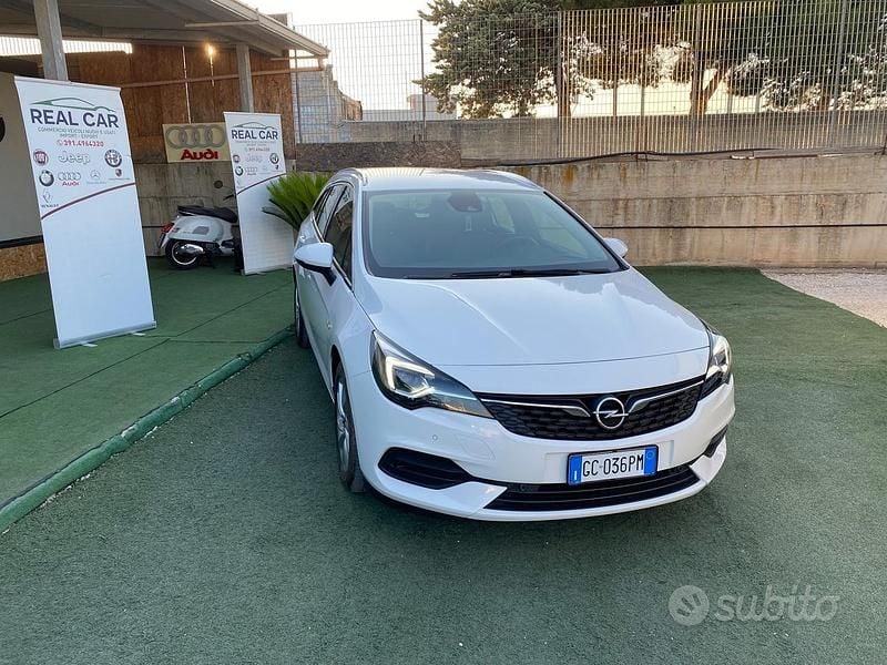 Usata Opel Astra 105 CV (77 kW) 2020 Bianco Station wagon